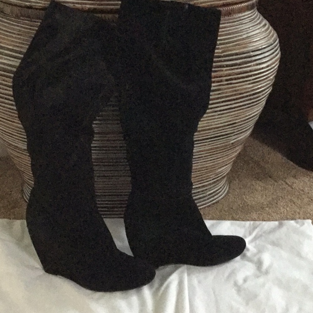 Nine West Suede boots